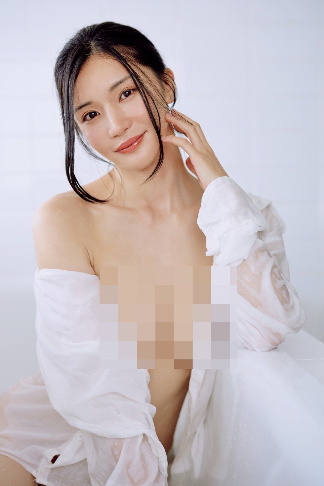 ▲▼高橋聖子引退3年首度回歸拍寫真。(圖/翻攝自X)