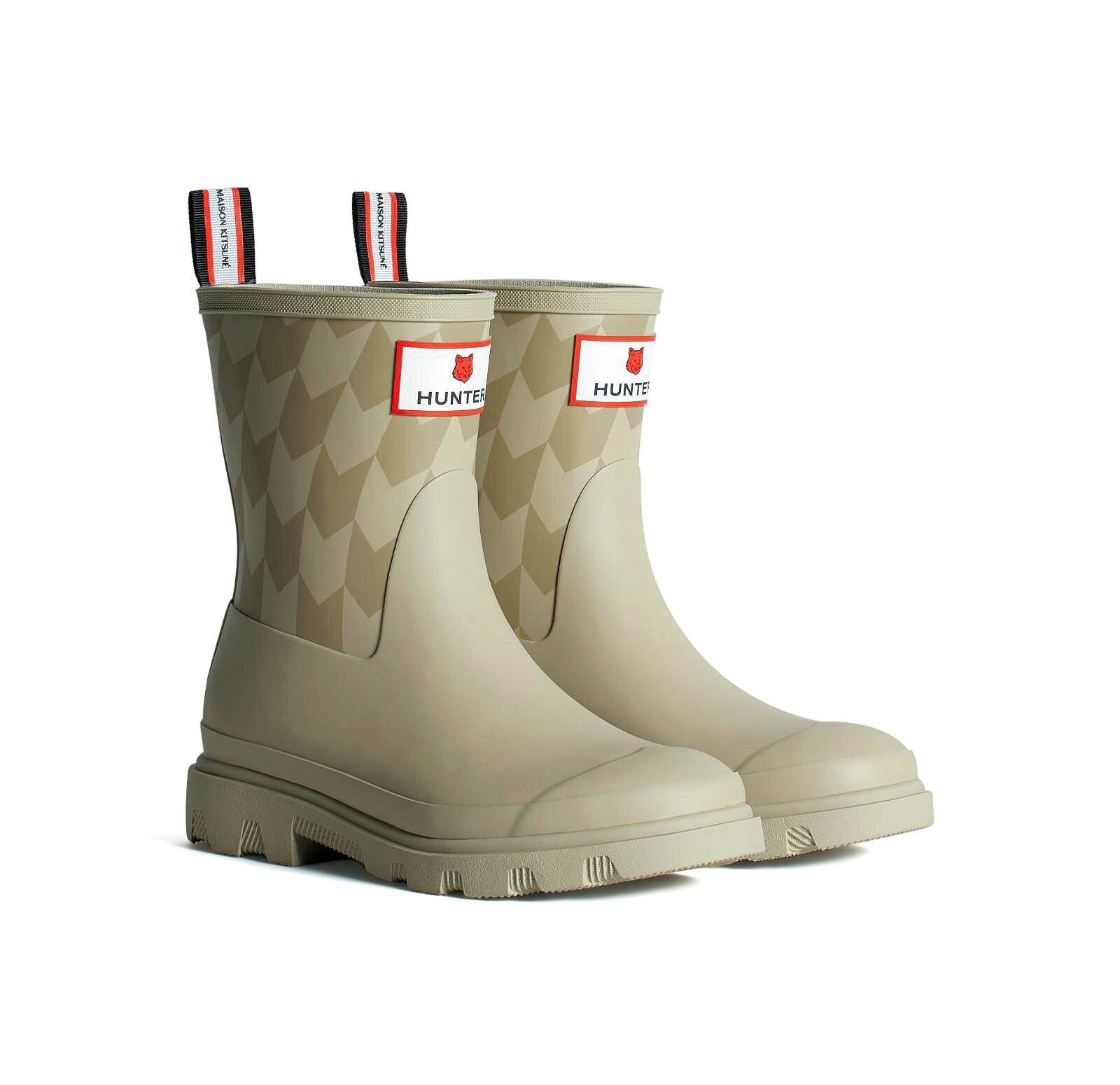 靚鑑賞／鞋教徒快拜