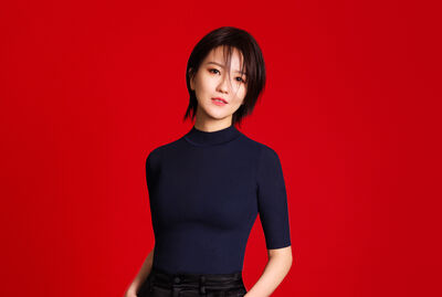 20年前一首歌爆紅!最美玉女「震撼結婚離開台灣」 被搶鏡頭委屈痛哭