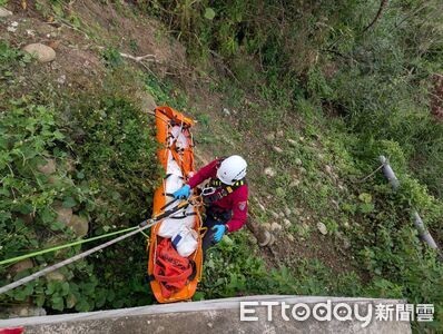 強化山域搜救效能！　南消第二大隊虎頭山實戰訓練提升救援能力