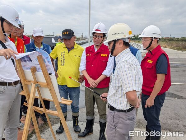 ▲高雄市長陳其邁今日視察北高雄排水建設。（圖／記者許宥孺翻攝）