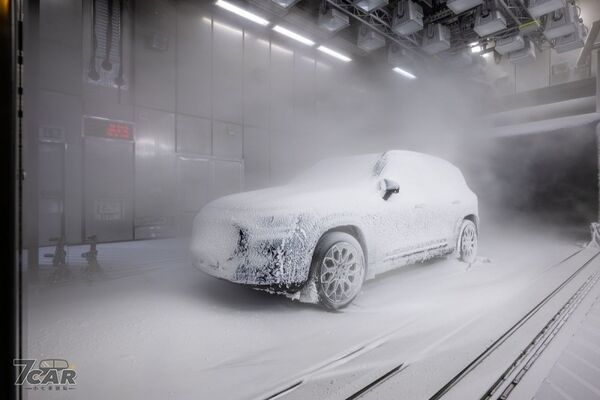 內裝首度曝光　全新世代 Mercedes-Benz GLB 登場前進行極端氣候測試