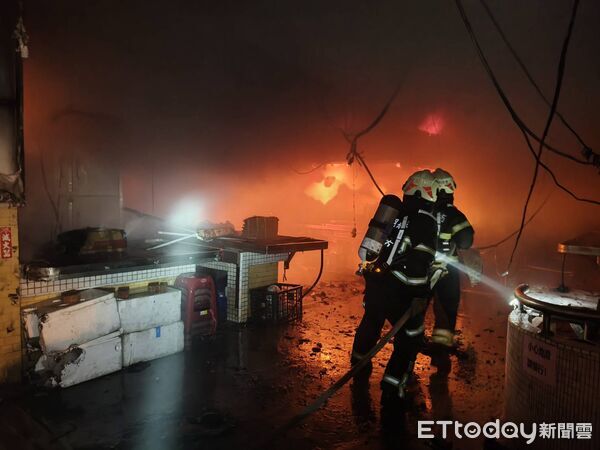 ▲▼      北辰市場火警       。（圖／記者陳洋翻攝）