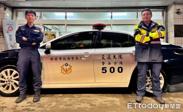 ▲母抱抽搐男嬰衝交通隊求救。（圖／記者郭世賢翻攝）