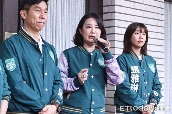 ▲民進黨團「345億全民福利」記者會，吳思瑤回應時事。（圖／記者林敬旻攝）