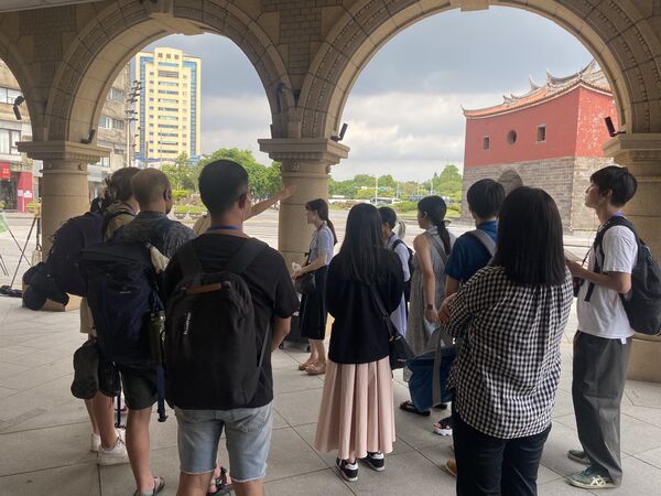 ▲台北車站智選假日酒店,五月家青旅北車館。（圖／業者提供）