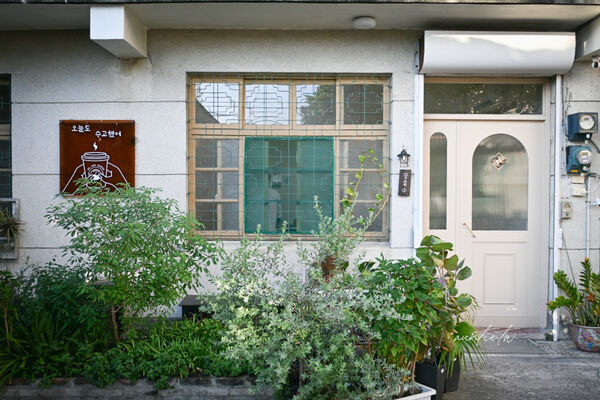 ▲▼鹿港老屋改建「大手咖啡」。（圖／部落客水晶提供）