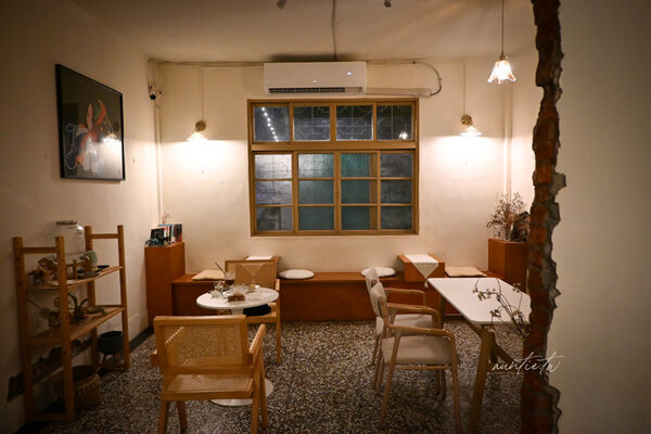 ▲▼鹿港老屋改建「大手咖啡」。（圖／部落客水晶提供）