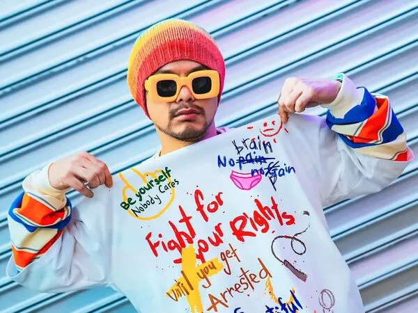 ▲▼黃明志工作全沒了。（圖／翻攝自臉書）