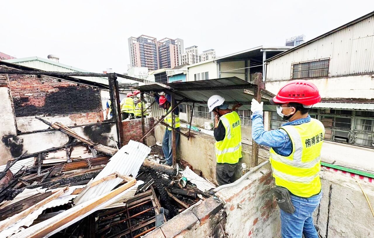 受災攤商補助3萬！桃園市府全力協助復原南門市場　拚過年前復業