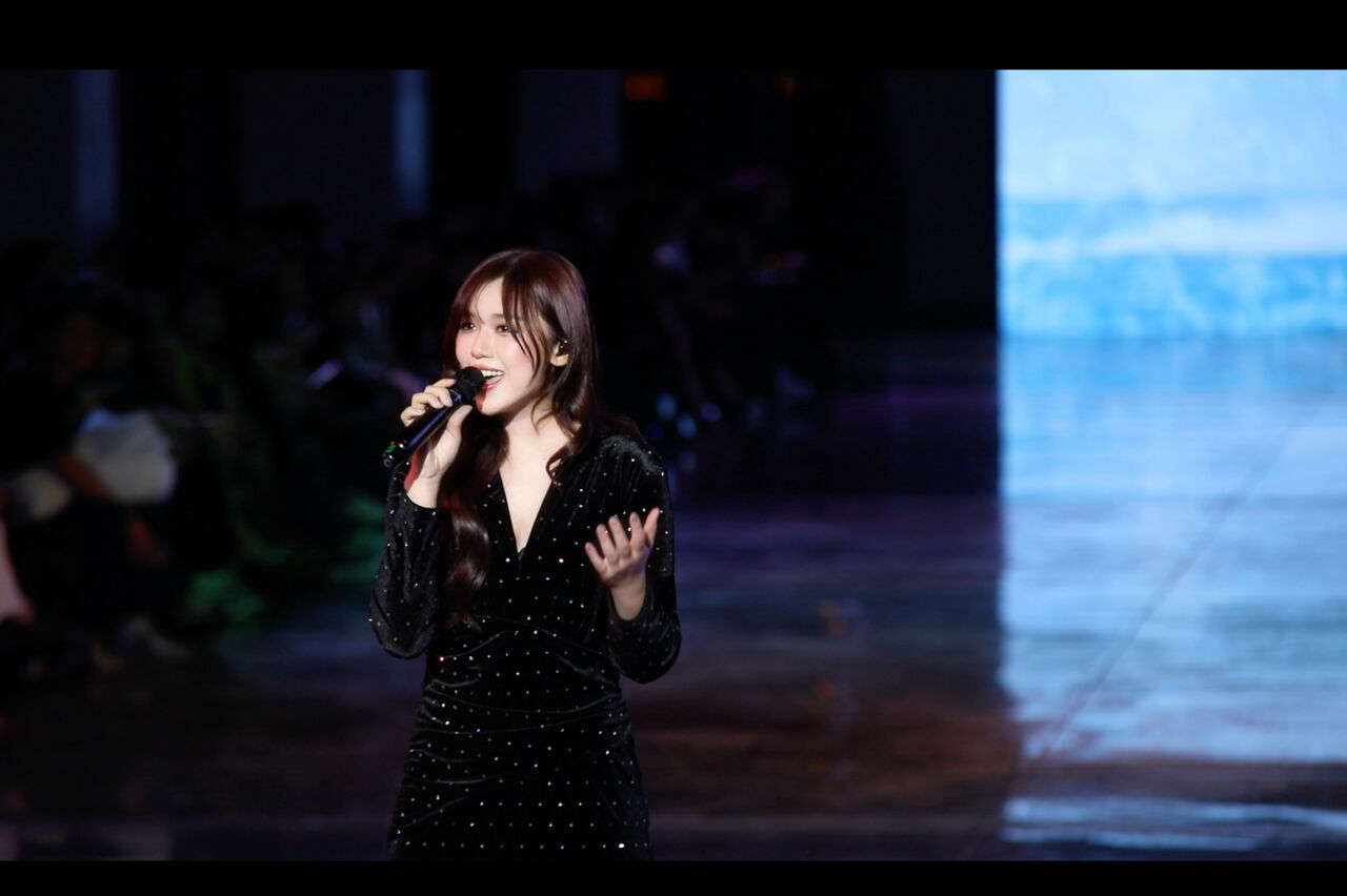 ▲▼  許維芳泰國演出。（圖／許維芳提供）