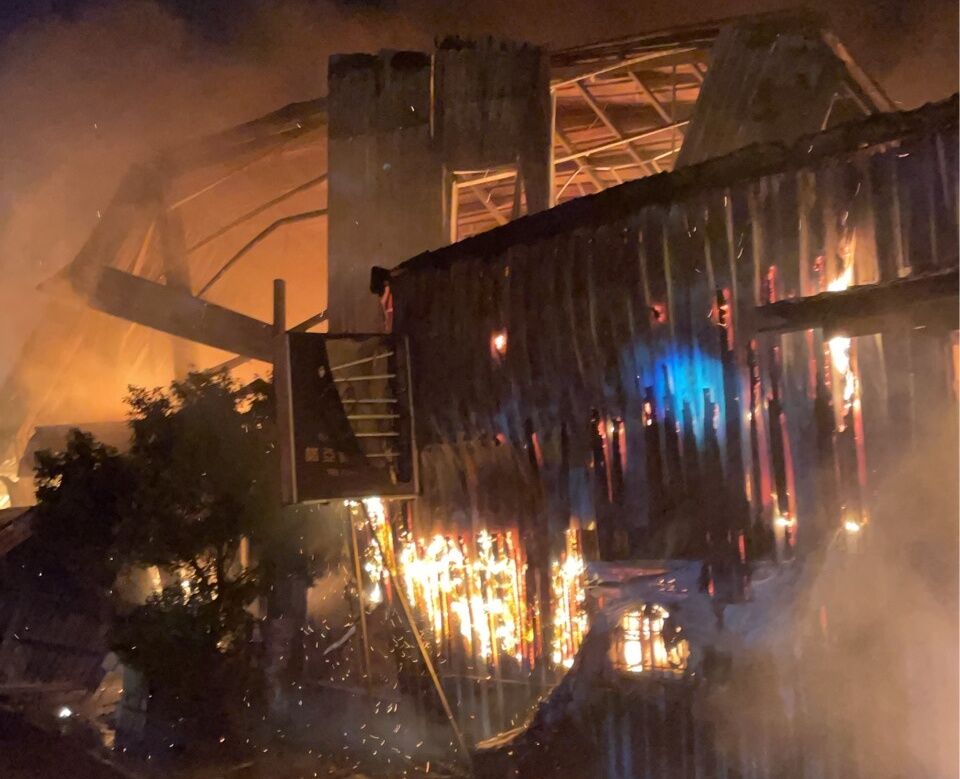 ▲▼新竹家具行火警。（圖／記者楊永盛翻攝）