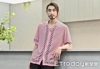 章廣辰私下「玩弄許光漢敏感帶」被男生示愛　壓力大到M型禿！