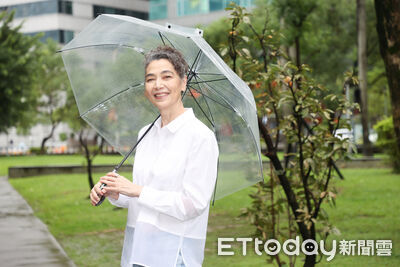 獨家／她搭飛機「竟和鄰座乘客結婚25年」！　賴佩霞曝「安心再婚關鍵」