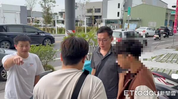 ▲▼ 嘉義縣警方日前破獲首起普發現金詐騙案 。（圖／記者翁伊森翻攝）