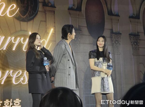 ▲▼▲▼ 香港直擊／《再婚皇后》預告搶先曝！朱智勳再披皇袍變心了　離婚申敏兒改愛她。（圖／記者吳睿慈攝）