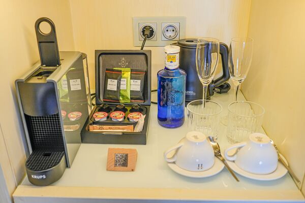 ▲▼巴塞隆納地段絕佳五星級飯店，聖家堂景觀     。（圖／部落客珊莎提供）