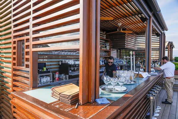 ▲▼巴塞隆納地段絕佳五星級飯店，聖家堂景觀     。（圖／部落客珊莎提供）