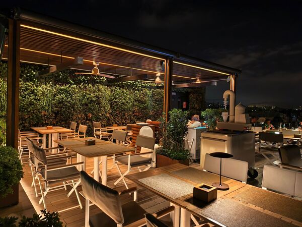 ▲▼巴塞隆納地段絕佳五星級飯店，聖家堂景觀     。（圖／部落客珊莎提供）