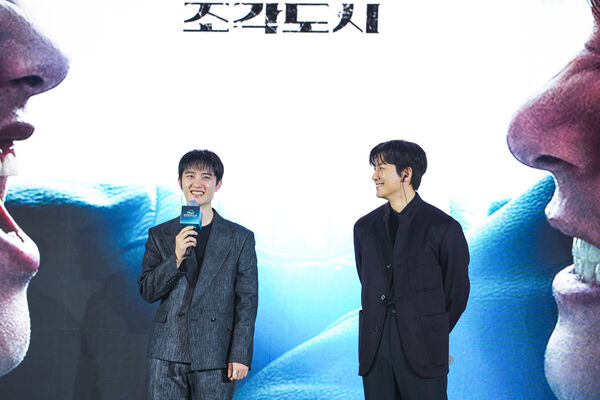 ▲▼▲▼直擊／D+神級卡司攻占香港！IU、邊佑錫宣布喜訊影帝壓軸出場。（圖／Disney+提供）