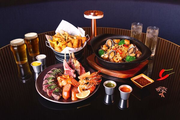 ▲台北萬豪酒店豪華客房,INGE&rsquo;S Bar & Grill豪華海陸餐。（圖／業者提供）