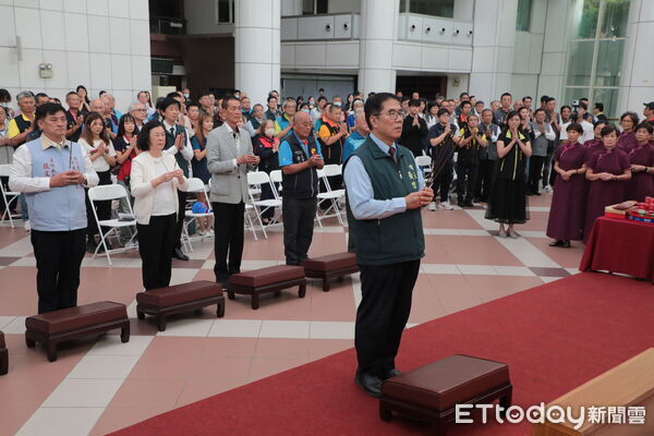 ▲北港朝天宮黑面三媽即將南巡，黃偉哲宣布107間宮廟接駕，祈願台南風調雨順。（記者林東良翻攝，下同）