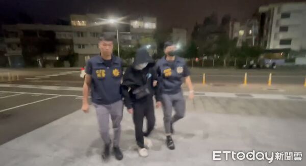 ▲▼假冒郵局「普發一萬被盜」！他信了反遭詐百萬　詐團手法曝光。（圖／記者賴文萱翻攝）