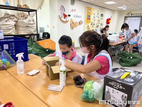 ▲唐氏症基金會團隊，象徵「讓愛延續」的堅定承諾。（圖／記者游瓊華翻攝）