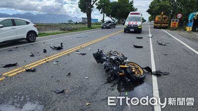 台9線嚴重事故！小客車雙黃線迴轉　19歲無照騎士撞上送進ICU