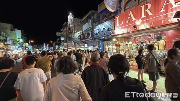 ▲▼ 墾丁,墾丁大街            。（圖／記者張雅雲攝）
