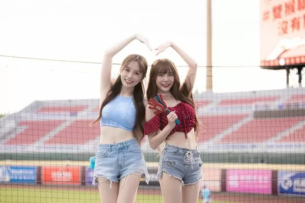 ▲若潼和孟潔。（圖／樂天桃猿）