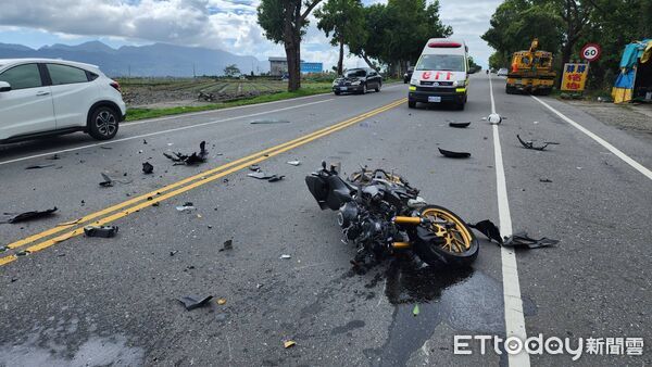 ▲台東關山分局台9線發生車輛迴轉事故。（圖／記者楊晨東翻攝）