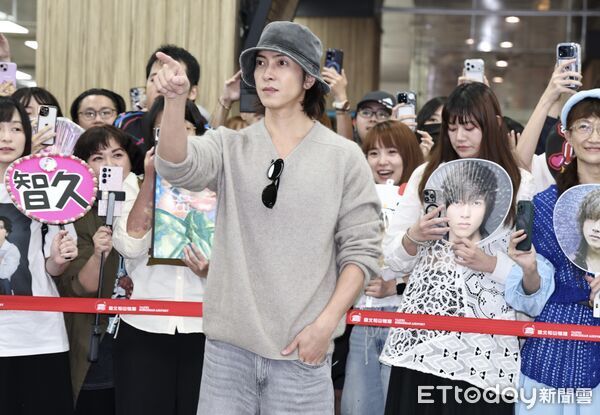 ▲▼ 山下智久 松山機場 接機 。(圖/記者黃克翔攝)