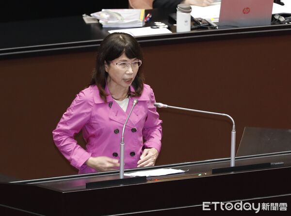 ▲▼立法院14日議程就環評法部分條文修正案進行表決，在國民黨民眾黨人數優勢下全案表決通過。（圖／記者湯興漢攝）