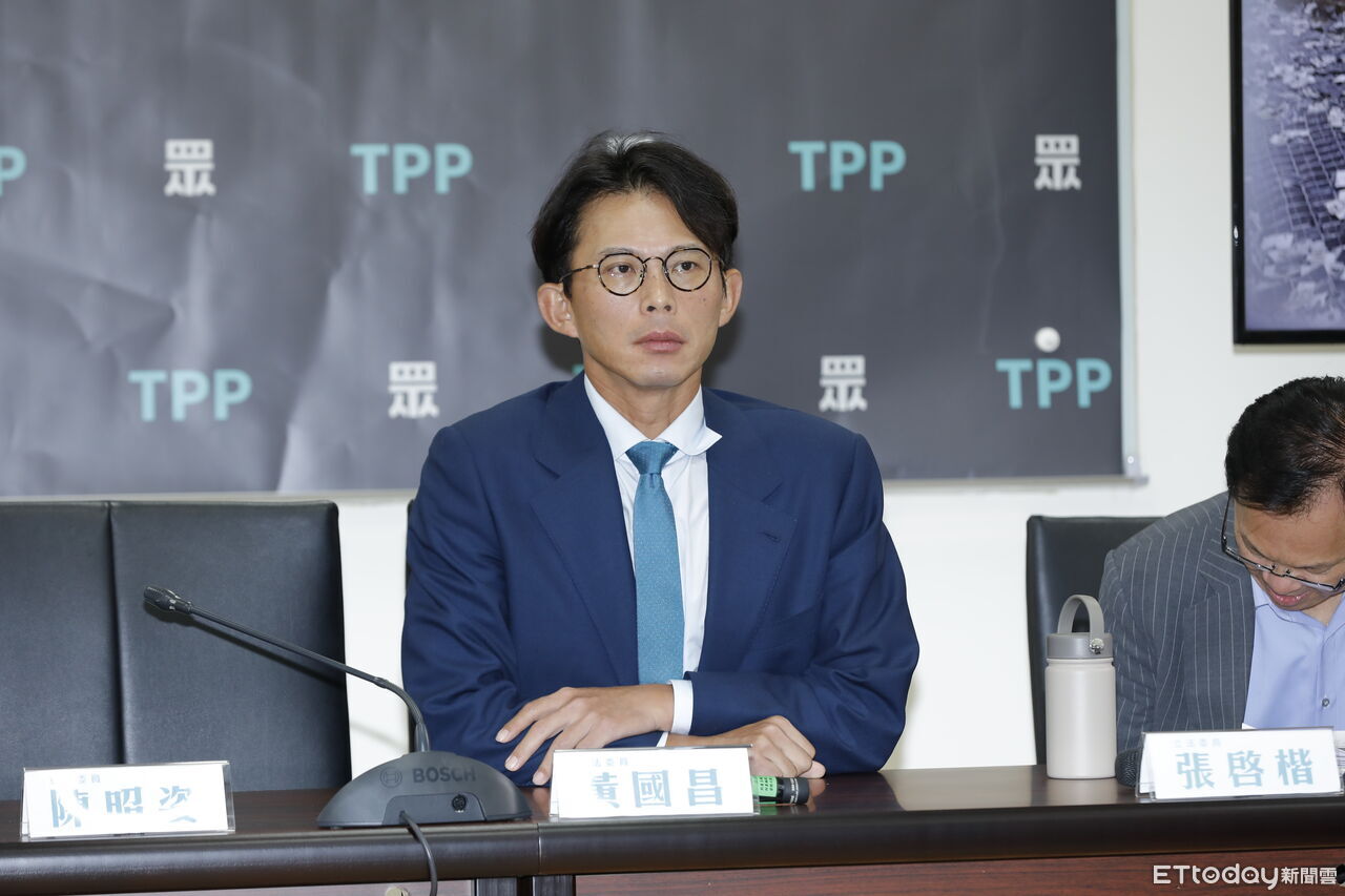 黃國昌嗆問「臉書詐騙沒被禁?」 綠議員打臉:政府已開罰1500萬元