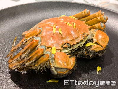 天香樓大閘蟹料理開賣