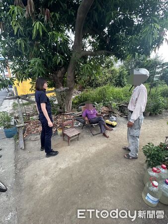 ▲▼ 【失智翁迷途摔傷　布袋暖警耐心協尋助返家】   。（圖／布袋分局提供）