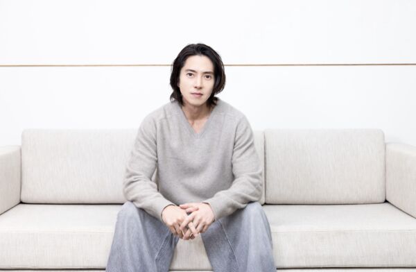 ▲▲▼ 與周杰倫現身咖啡廳被認出！台灣粉絲超溫柔　山下智久：謝謝大家尊重我們。（圖／HIGH HOPE提供）