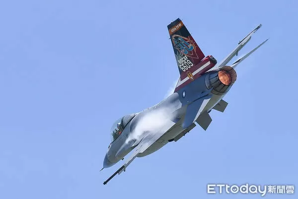 ▲▼F-16,戰隼戰鬥機,F16,中華民國空軍第四戰術戰鬥機聯隊,制空權,戰機,國防。（圖／記者李毓康攝）