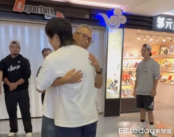 ▲ 古久保健二離台受訪：盼再為台灣棒球盡力　談不續約「時間點比較意外」            。（圖／記者王真魚攝）