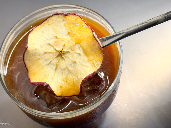 ▲▼引路咖啡大溪旗艦店，單品豆無限暢飲。（圖／部落客viviyu提供）