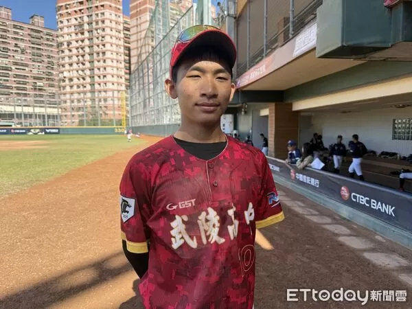 ▲黑豹旗武陵高中。（圖／記者楊舒帆攝）