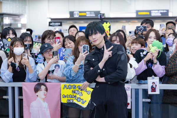 ▲▼台北好香！「國寶美男」八木勇征神顏征服松機　SJ、山下智久也在。（圖／COME ON JKSSP提供）