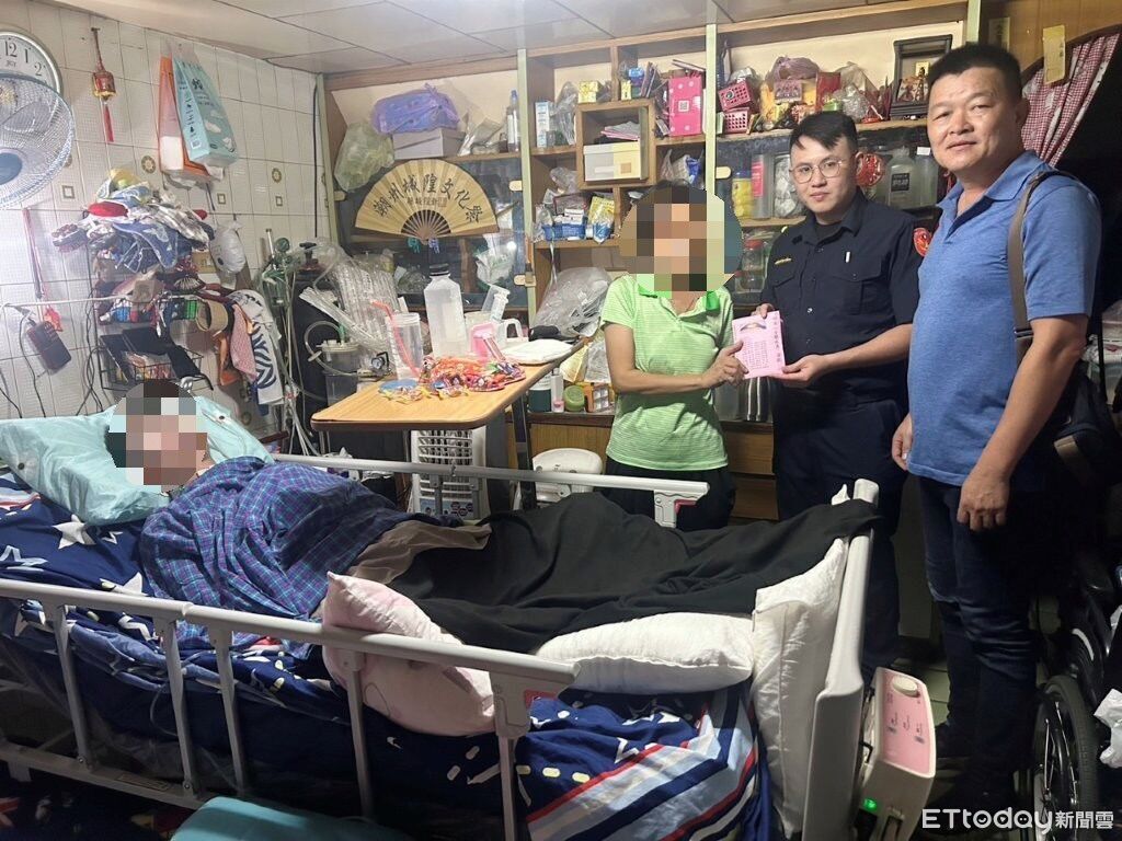 31歲癱兒住院可憐母也病倒　枋寮分局送暖：你不是一個人！