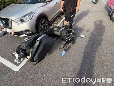 快訊／新店死亡車禍！機車騎士搶救不治、腳踏車翁昏迷