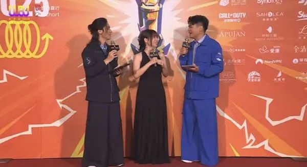 ▲▼啊潔被蔡哥認錯人。（圖／翻攝自YouTube／走鐘獎頒獎典禮 Walk Bell John Awards）