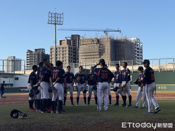 ▲黑豹旗平鎮高中、吳丞顥、秀峰高中許宸緯。（圖／記者楊舒帆攝）