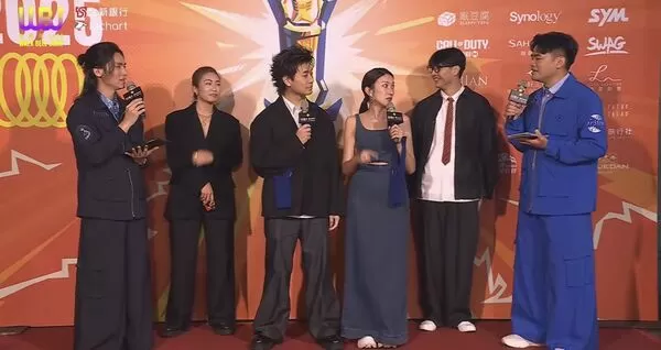 ▲▼壹加壹。（圖／翻攝自YouTube／走鐘獎頒獎典禮 Walk Bell John Awards）