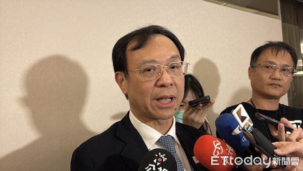 ▲▼石崇良出席2025罕見疾病獎學金頒獎典禮受訪。（圖／記者洪巧藍攝）