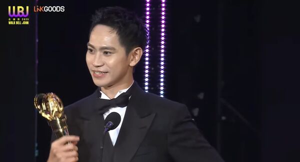 ▲▼Andy奪下人生首座走鐘獎。（圖／翻攝自YouTube／走鐘獎頒獎典禮 Walk Bell John Awards）     